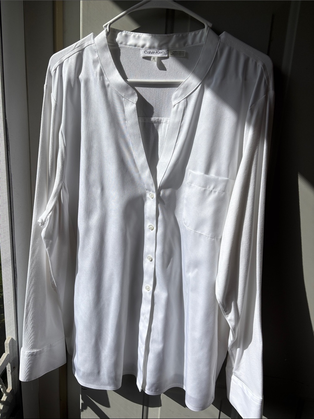 Calvin Klein White Women’s Button-Down Casual tunic with Chest Pocket